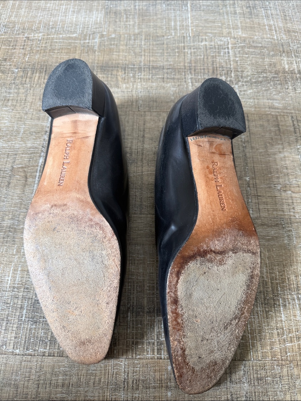 Ralph Lauren Black Leather Block Heel Flats Vintage Size 6.5 - Picture 7 of 7